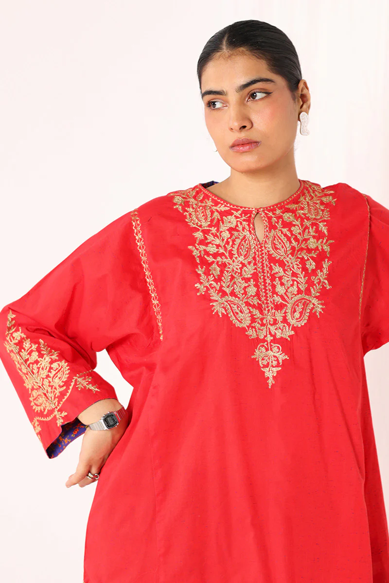 Gilded Glam Gold Thread Ensemble - Image 7
