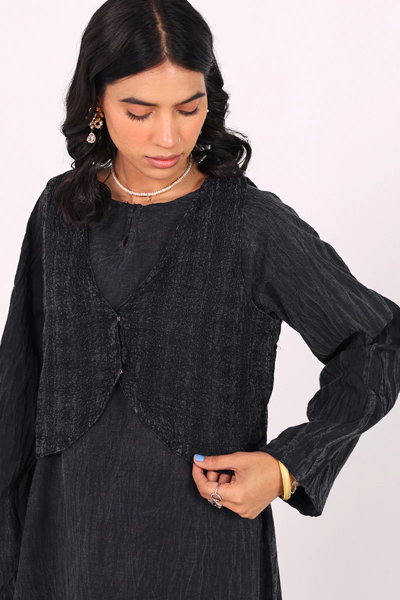 Dare To Denim Koti Ensemble - Image 5