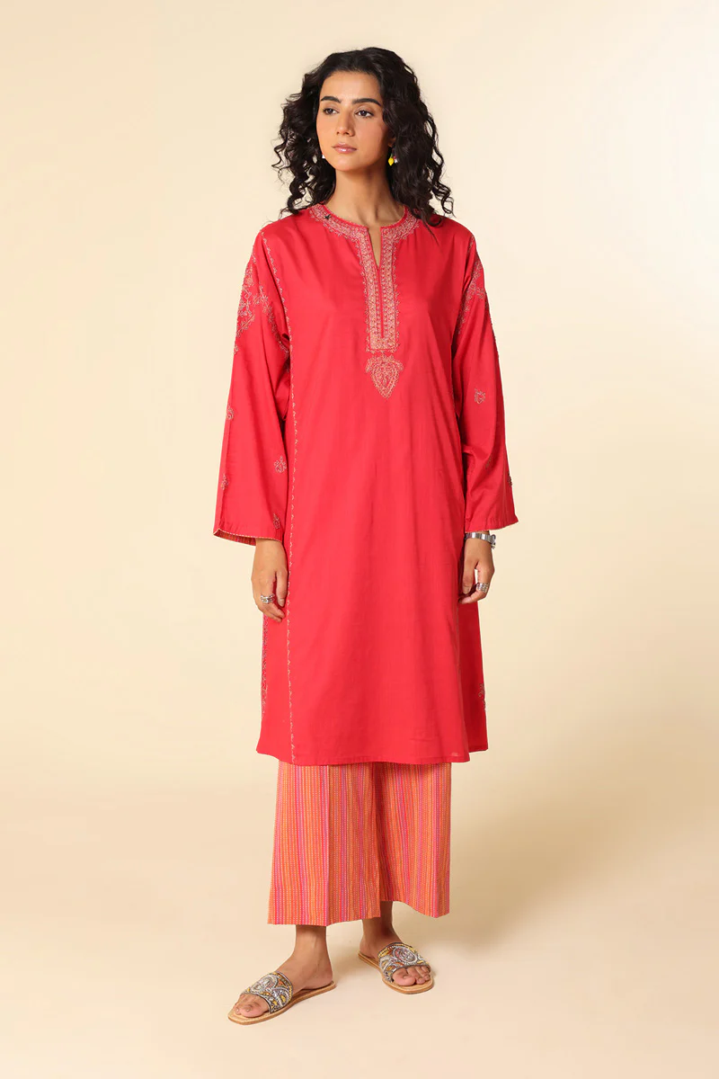 Rangeen Qissay Embroidered Set - Image 10