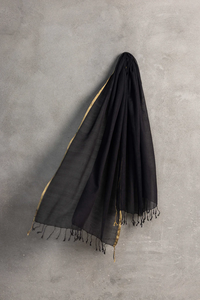 Golden Veil Resham Check Dupatta - Image 4
