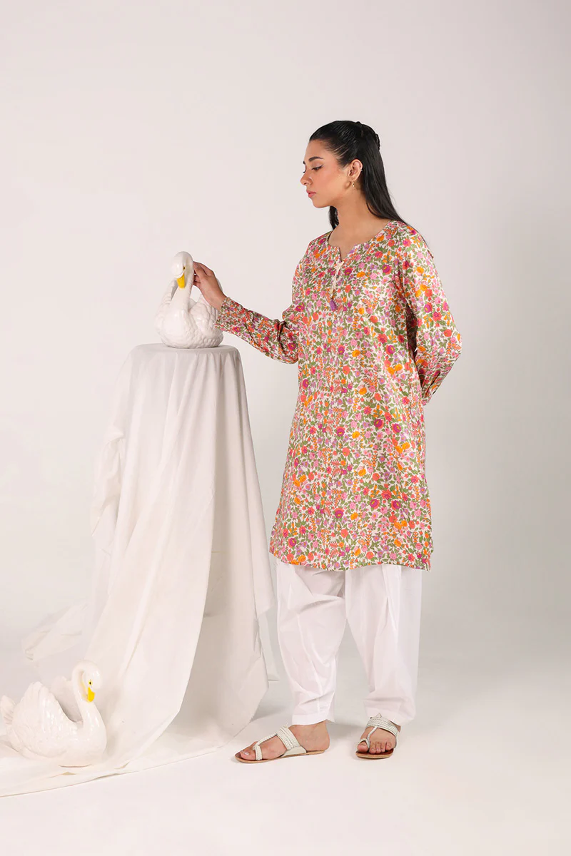 Painted Dreams Petal Haze Kurta - Image 7