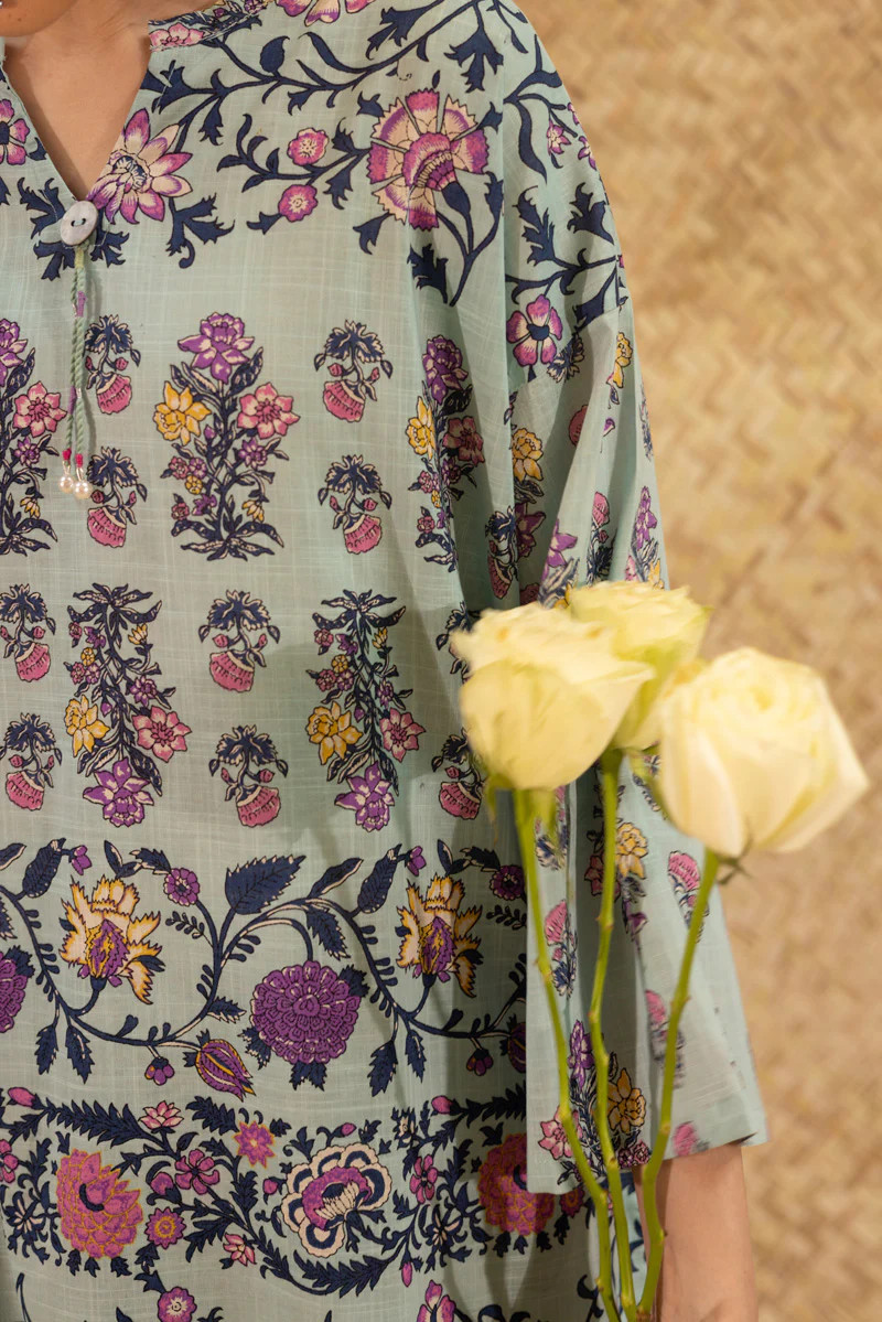 Floral Ease Tassel Set - Image 2