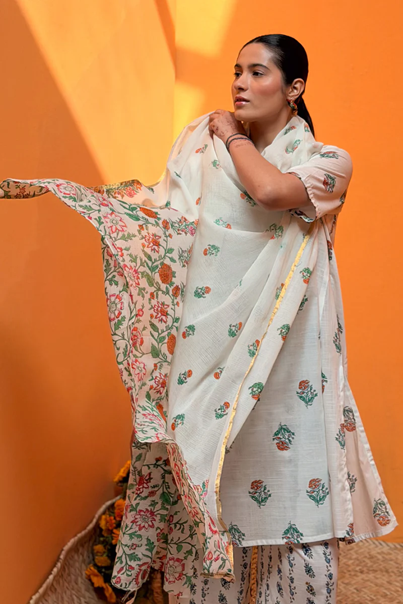 Garden Whisper Dupatta - Image 2