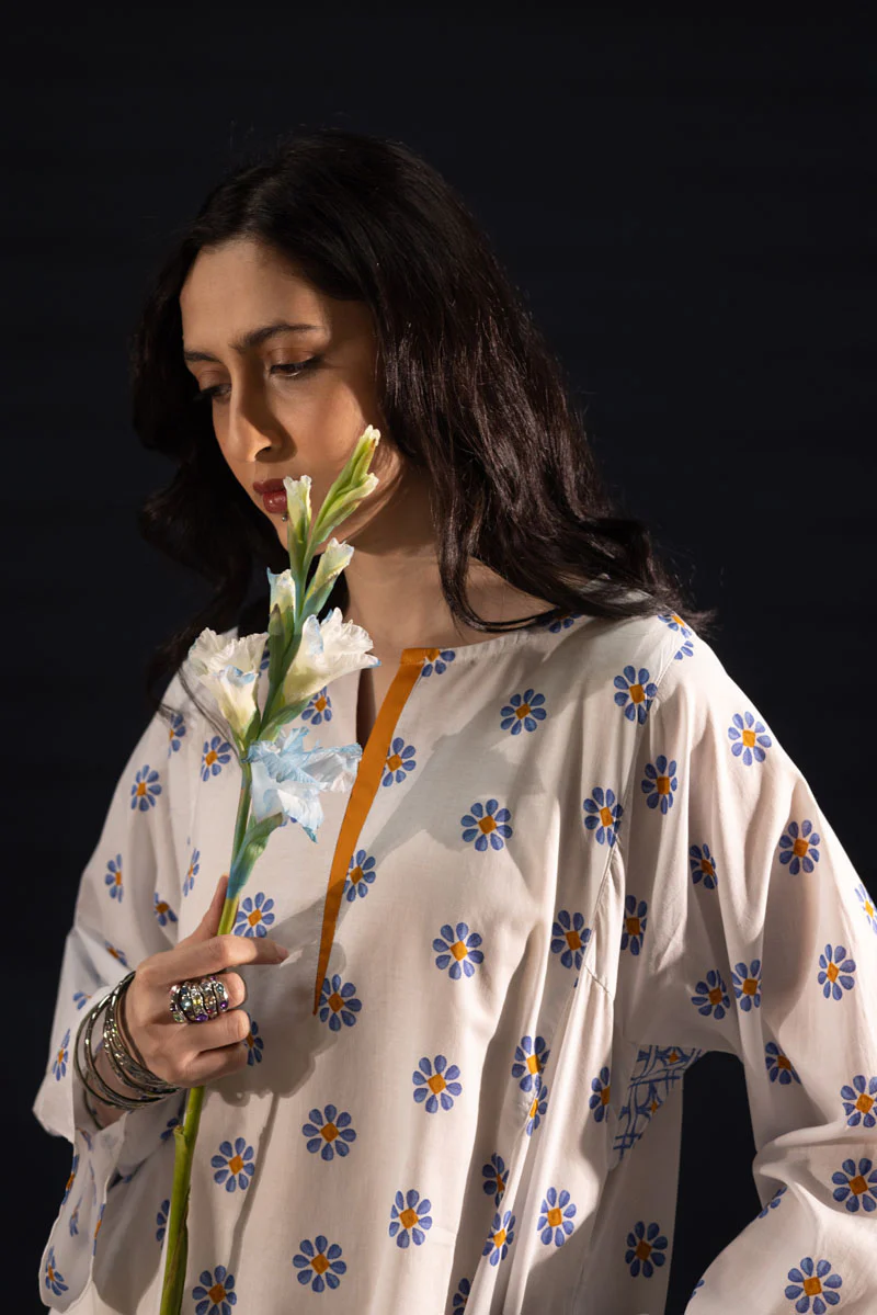 Soft Floral Drift Set - Image 13