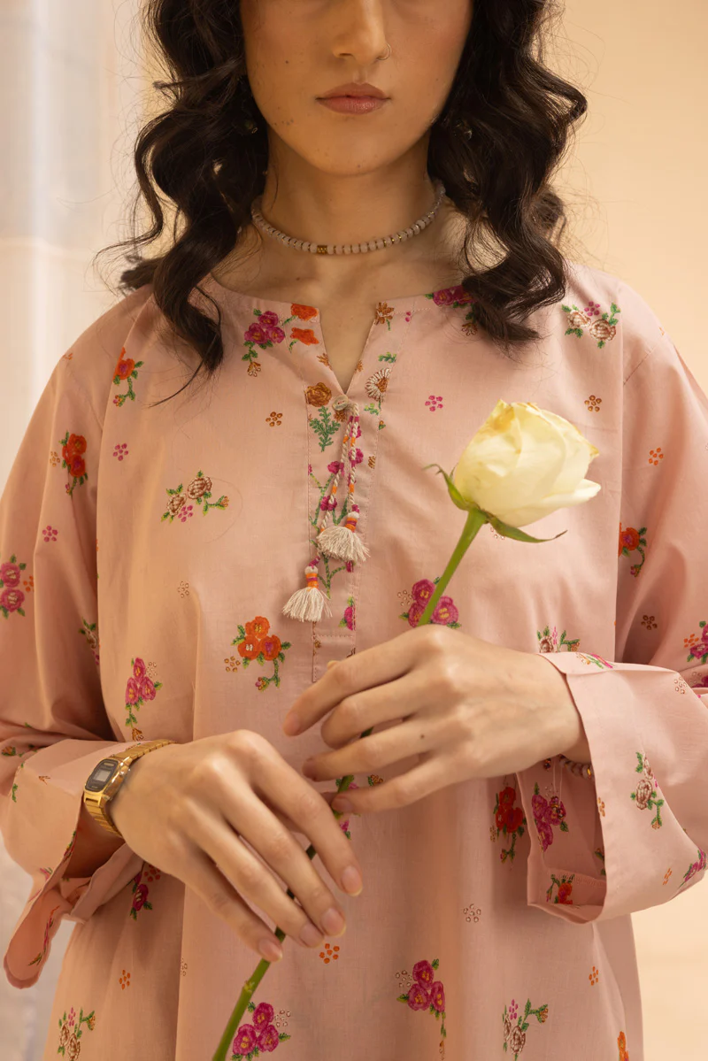 Soft Florals Edit Set - Image 2