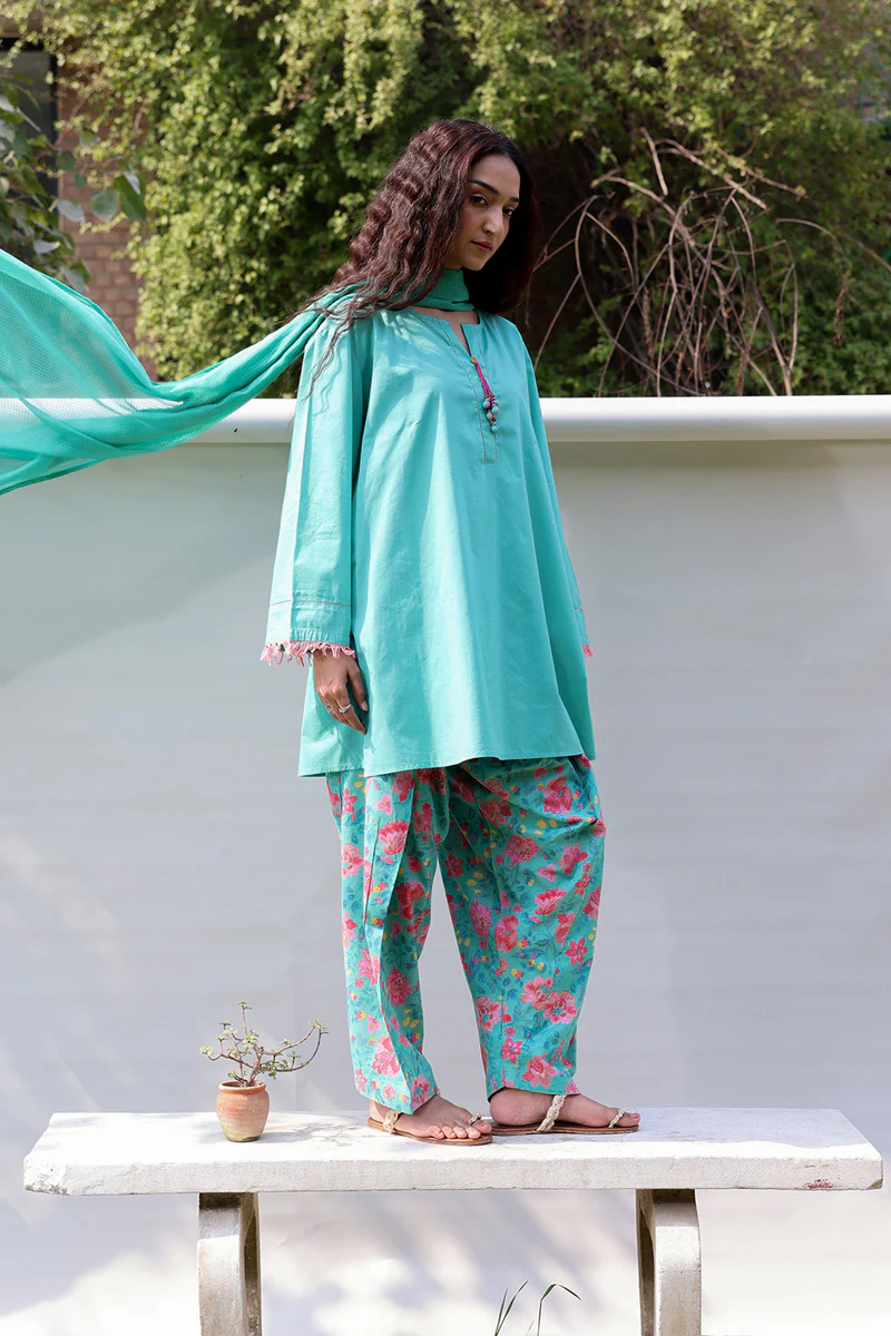 Floral Tassel Edit Set - Image 17