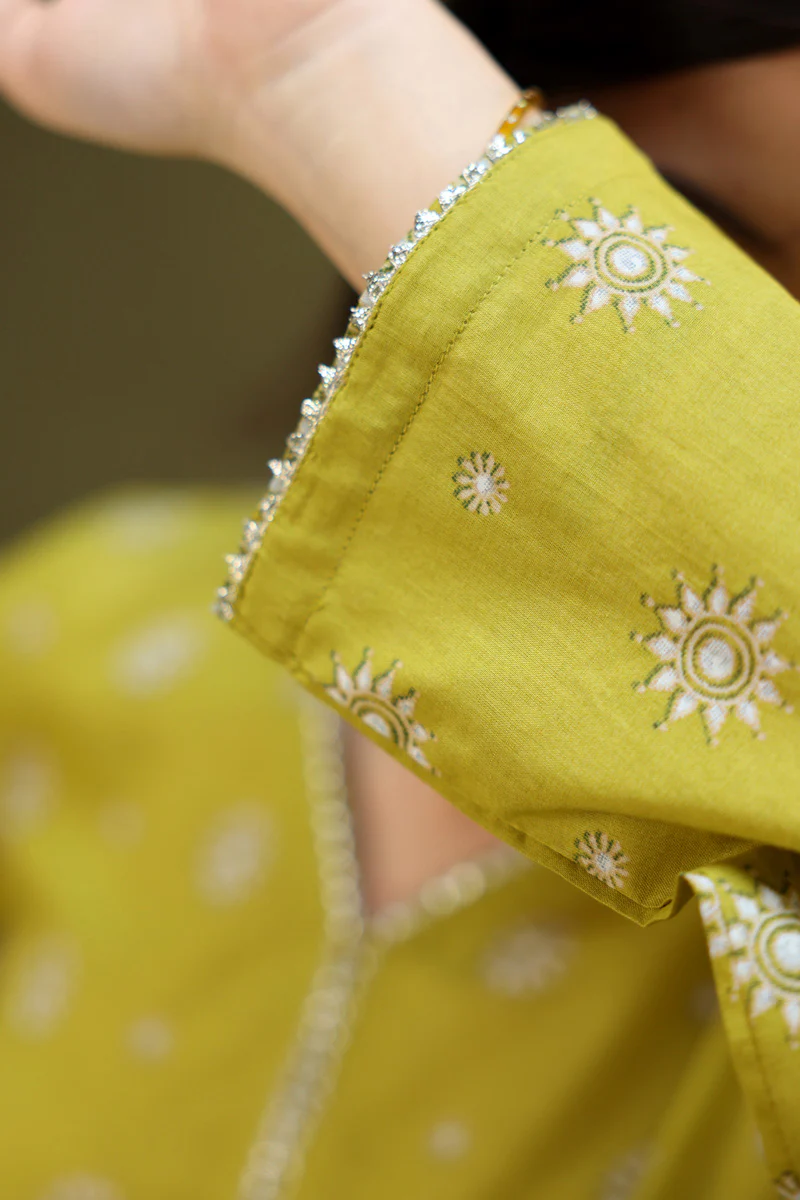 Soft Mandana Gharara Set - Image 3