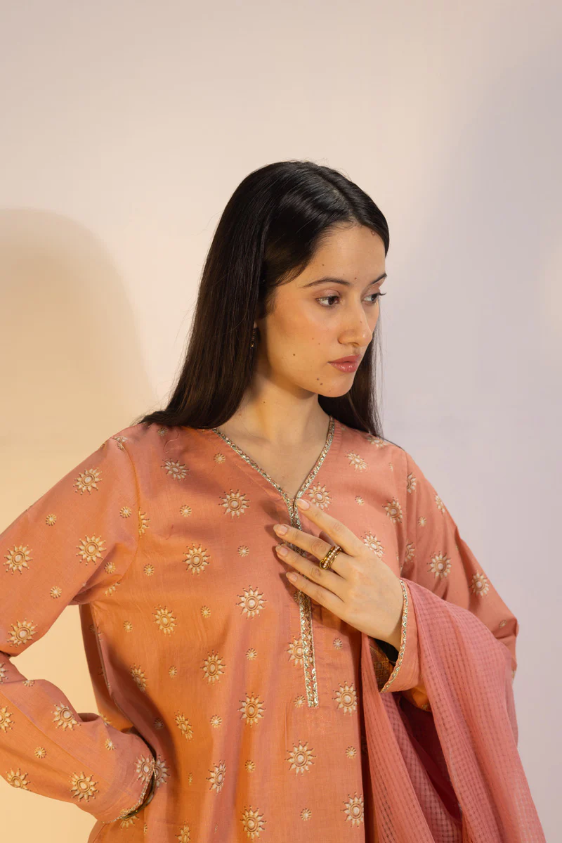 Soft Mandana Gharara Set - Image 8