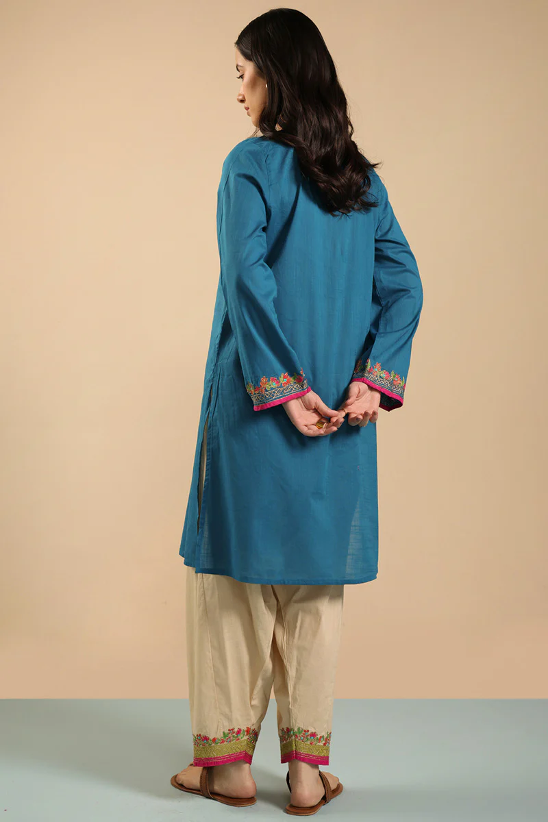 Persian Tales Embroidered Set - Image 4