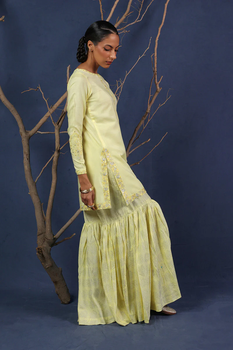 Musawirana Embroidered 2 Piece Set - Image 11