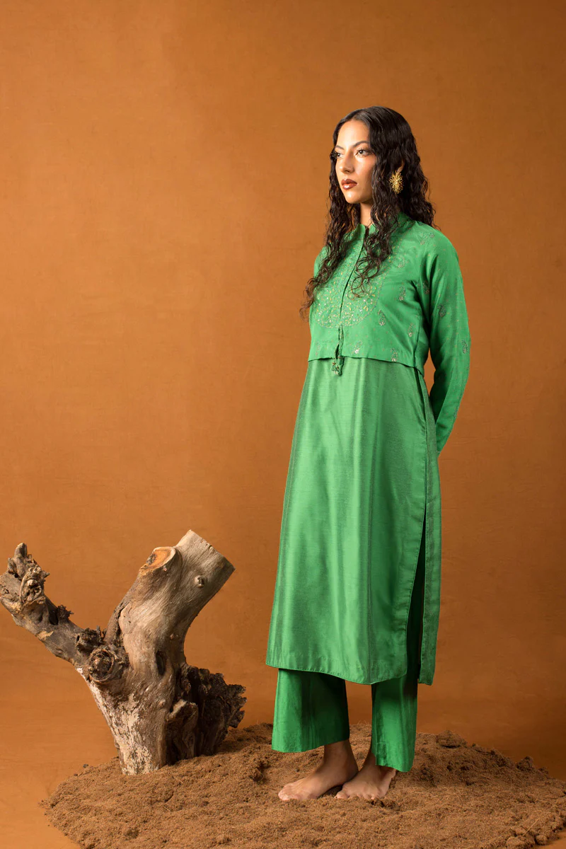 Musawirana 3 Piece Suit - Image 3