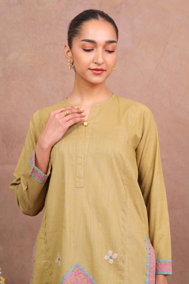 Thar Carvan Kurta Green - Image 2