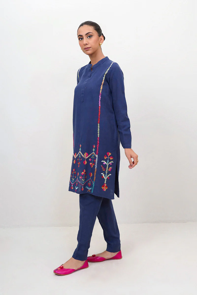 Swati Bagh 2 Piece - Image 3