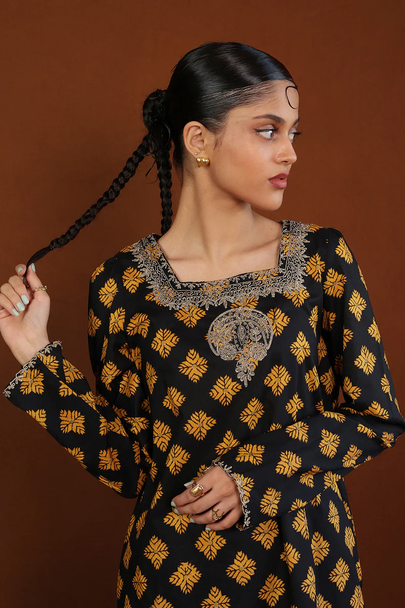 Regal Gulkari Girl - Image 2