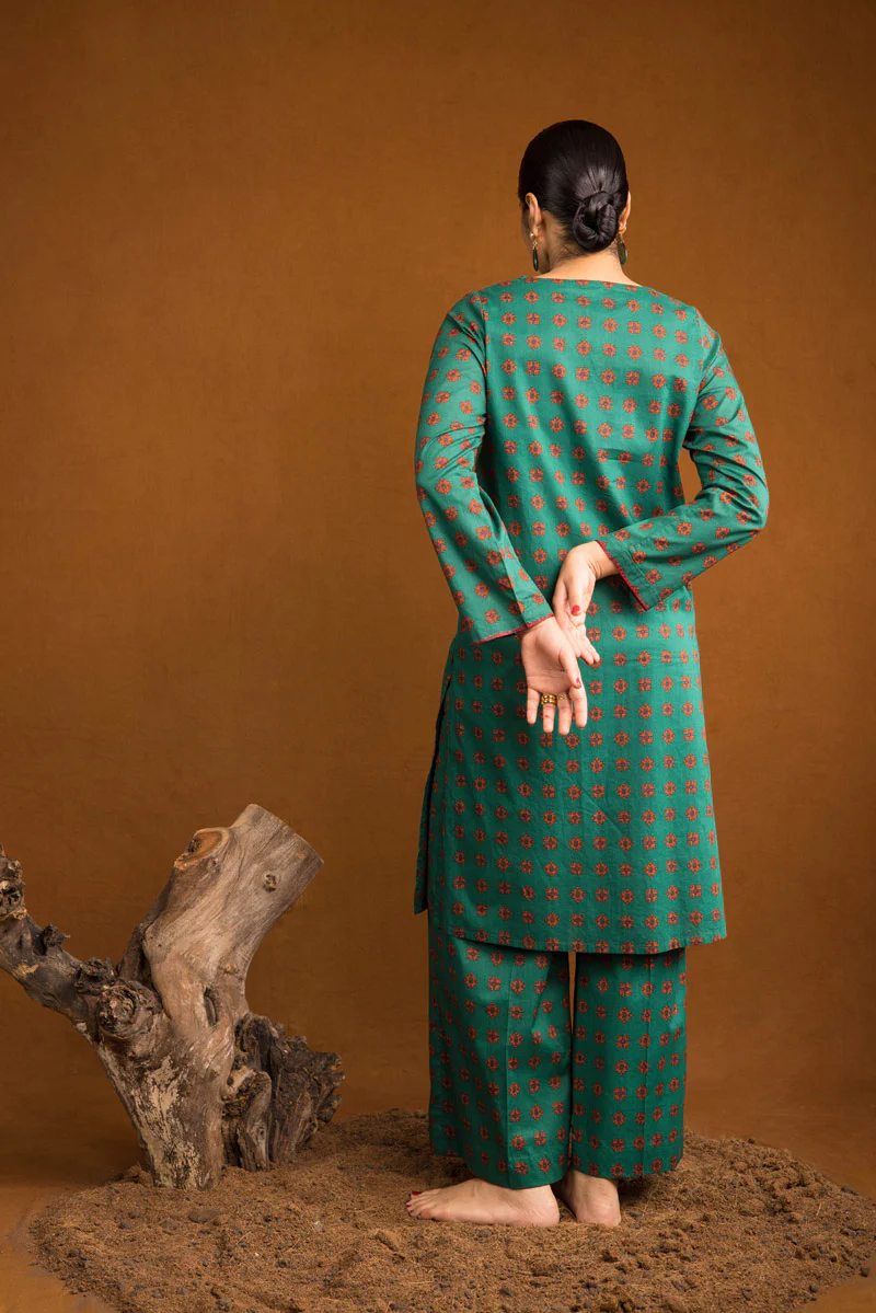 Indonesian Embroidered 2 Piece - Image 12