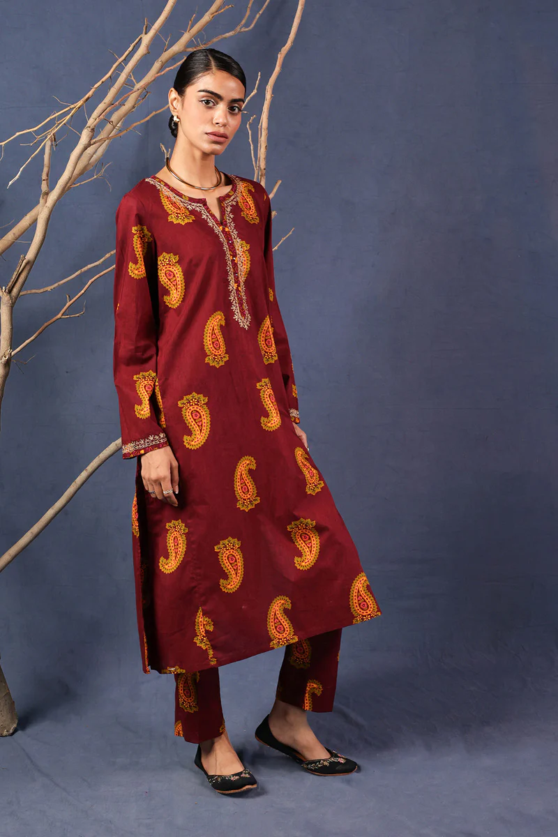 Ambi Embroidered Duo - Image 11
