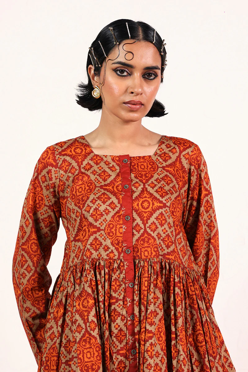 Indonesian Peplum Set - Image 12