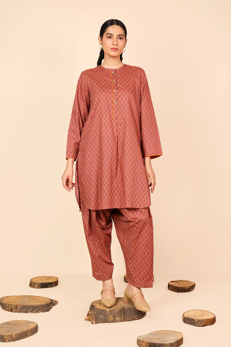 Moody Charbagh 2 Piece - Image 13
