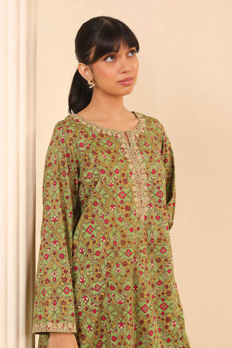 Persian 2-Piece Embroidered Suit - Image 10
