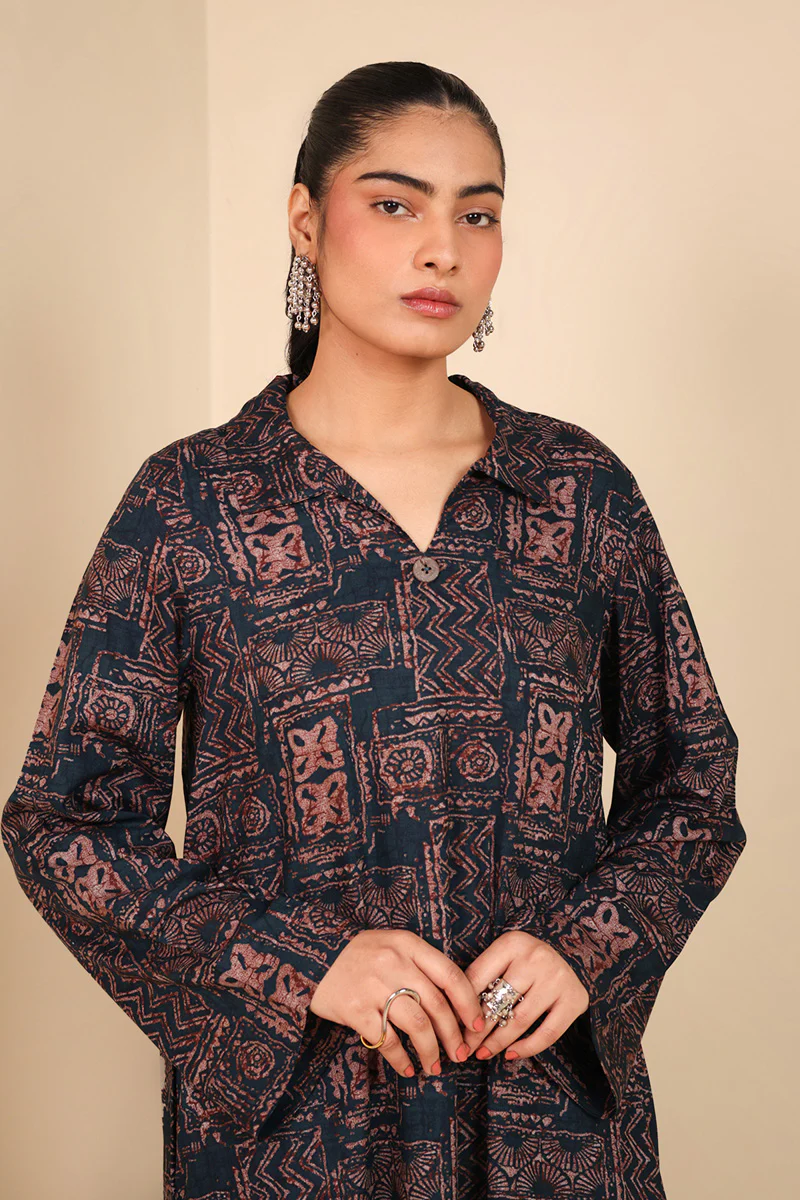 Carved Batik Bliss Ensemble - Image 6