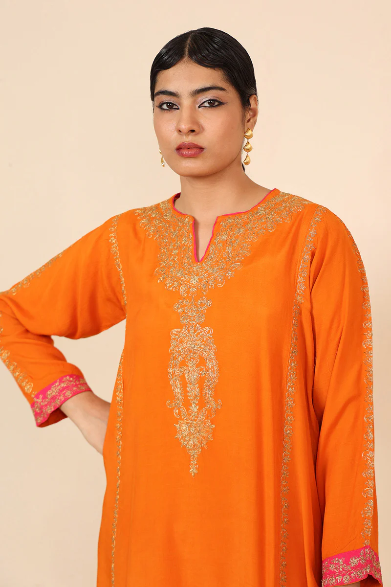Dilkash Bahar Bano 3 Piece Suit - Image 4