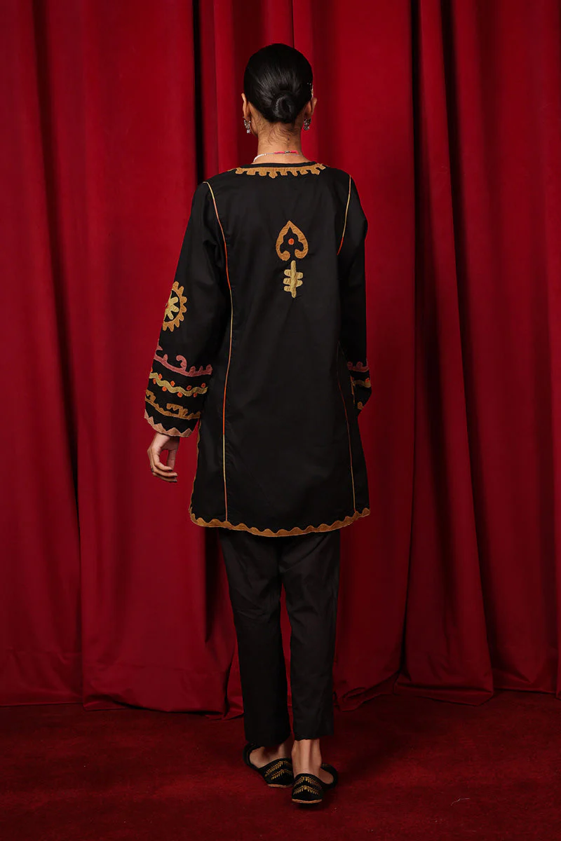 African Collage Applique Kurta - Image 14
