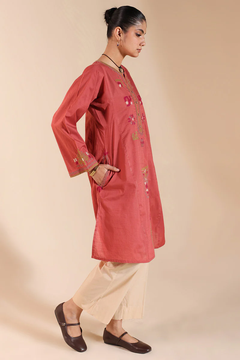 African Collage Appliqued Kurta - Image 9