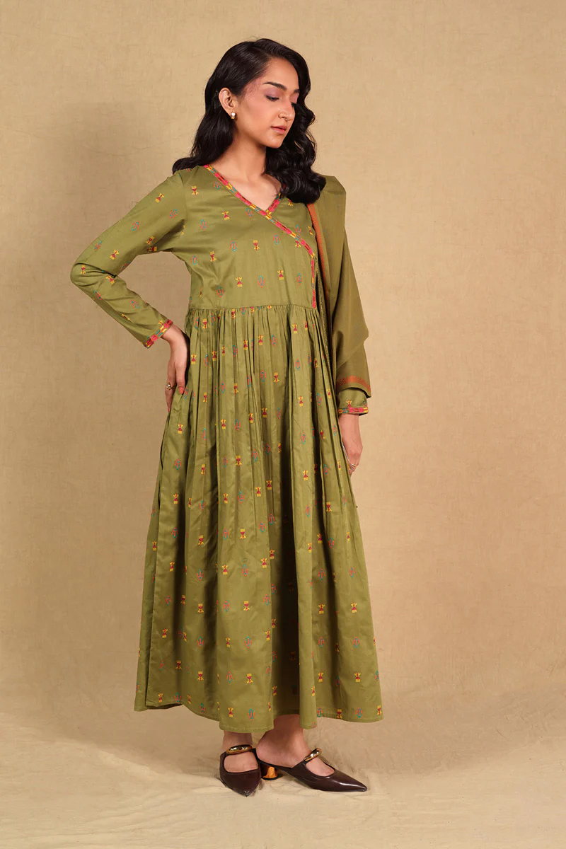 Central Asian 2 Piece - Image 4