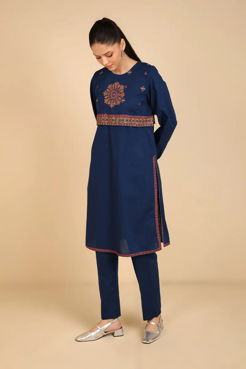 Linear Miniature Suit - Image 6