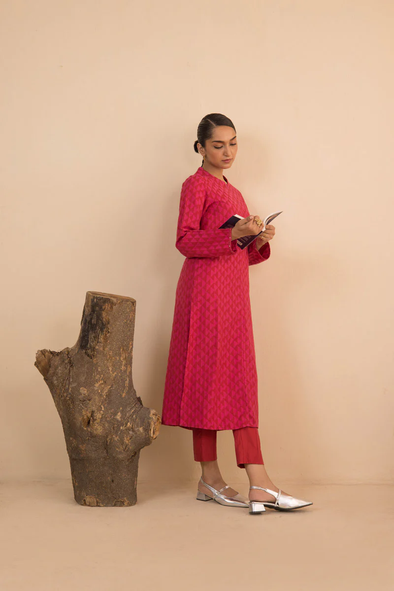 Contemporary Floral Ikat 2 Piece - Image 6