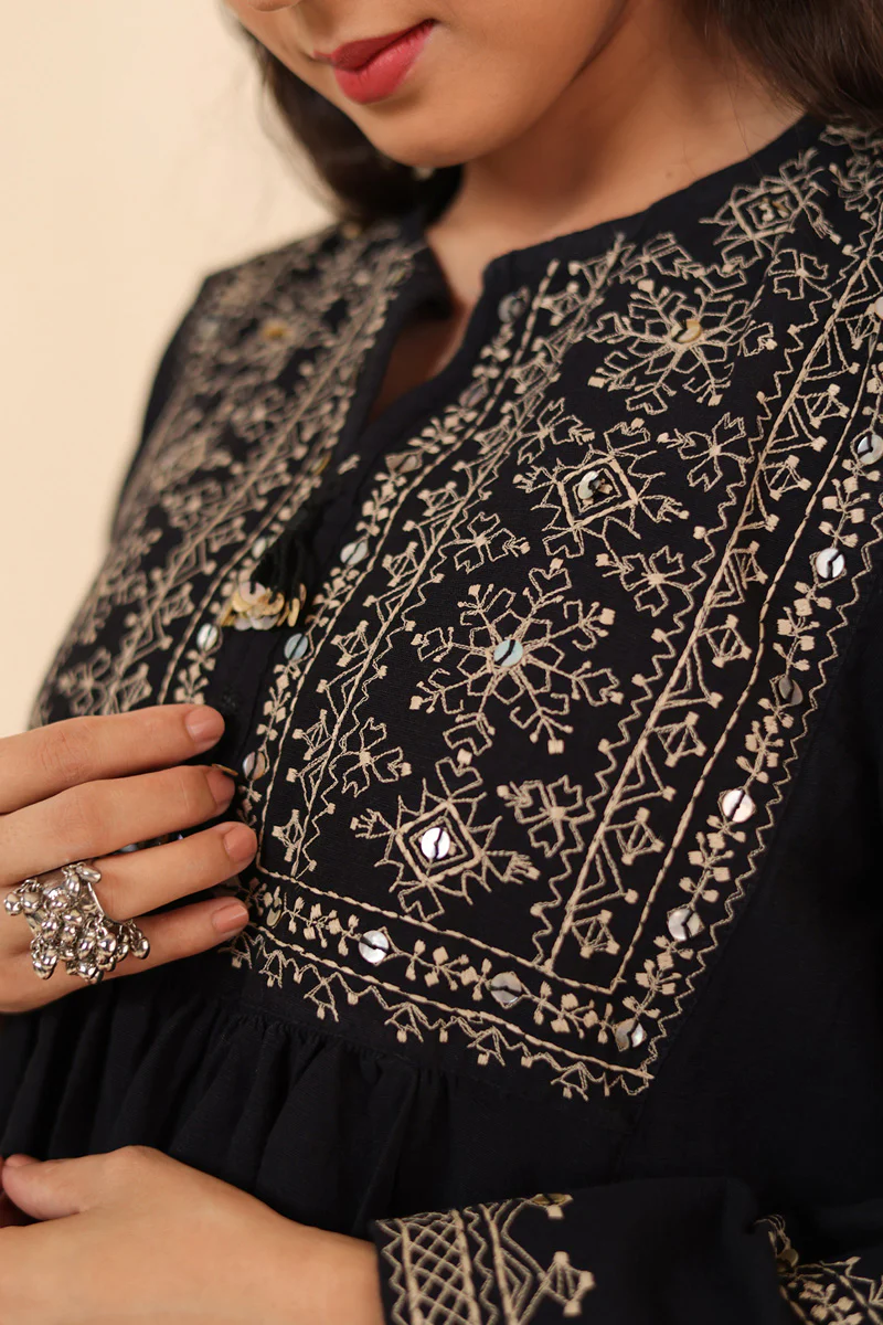 Embroidered Nursitan 2 Piece - Image 12