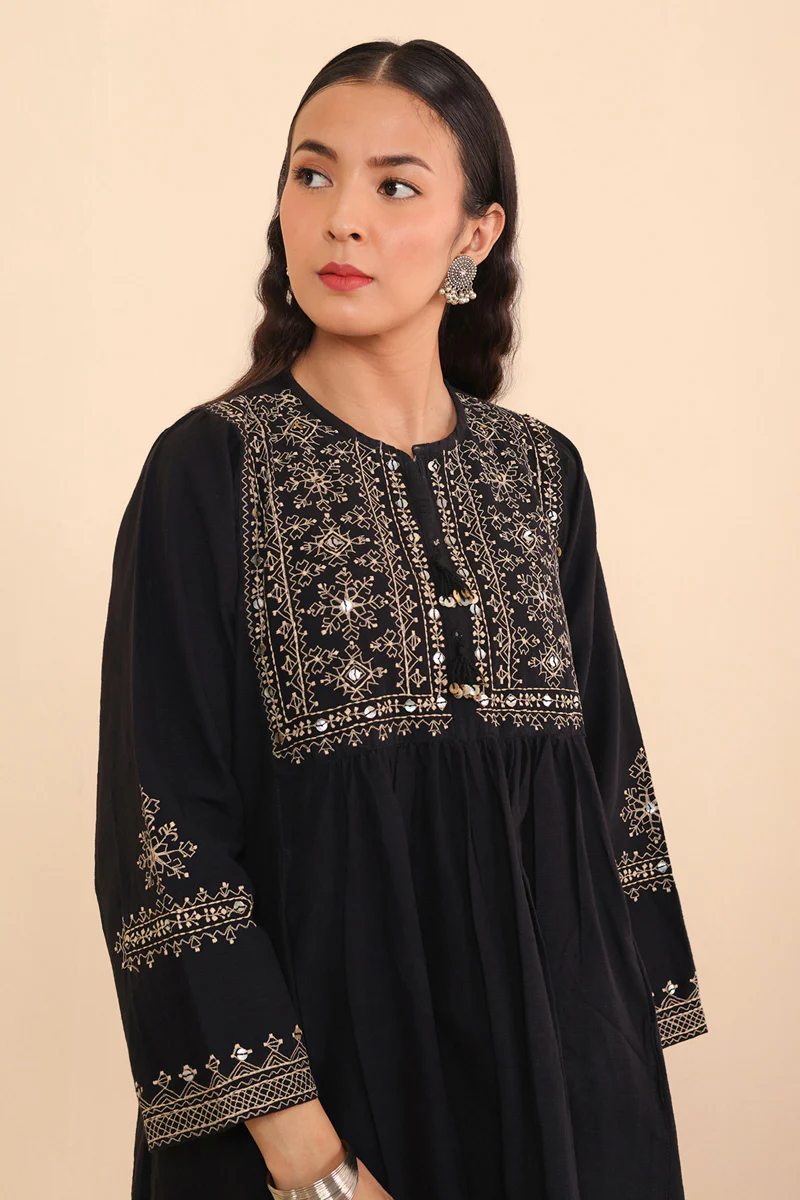 Embroidered Nursitan 2 Piece - Image 9