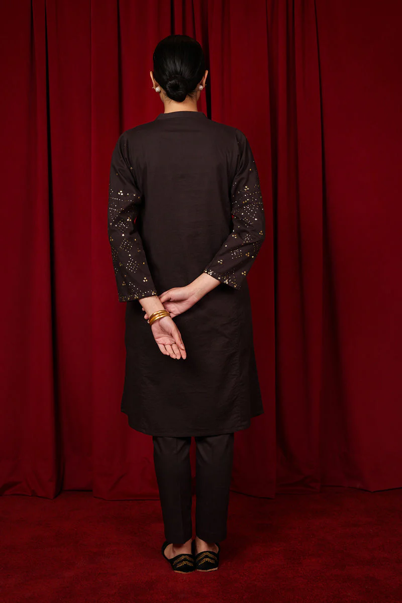 Chunri Silsala Suit - Image 16