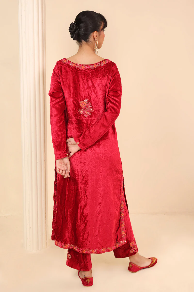 Marorri Velvet Set - Image 6