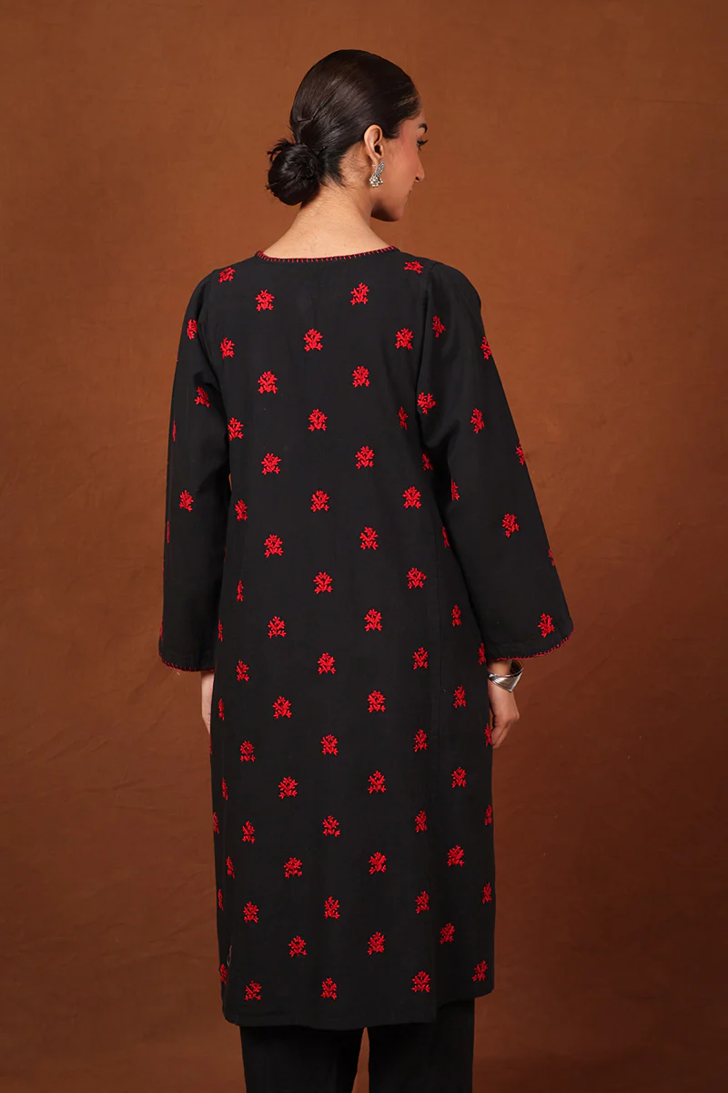Embroidered N K R Kurta - Image 3