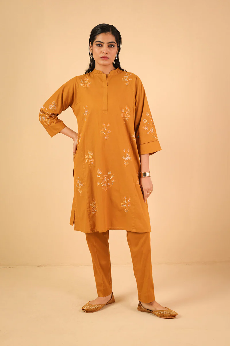 Dori Core Embroidered 2-Piece - Image 7