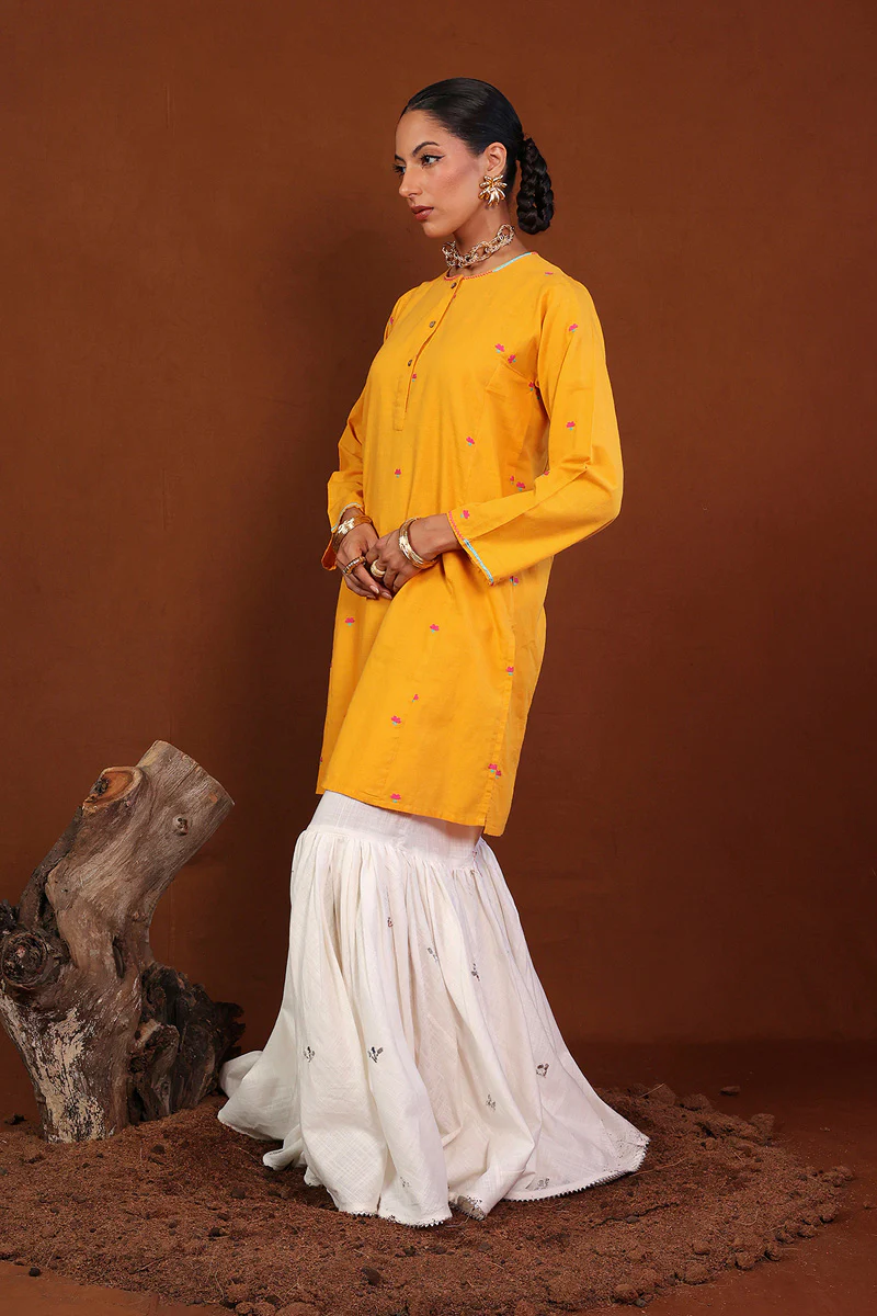 Khaddiyan Kurti - Image 7