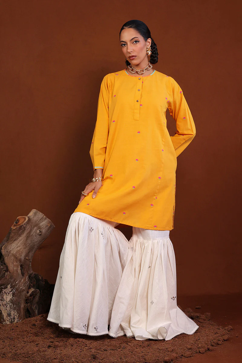 Khaddiyan Kurti - Image 9