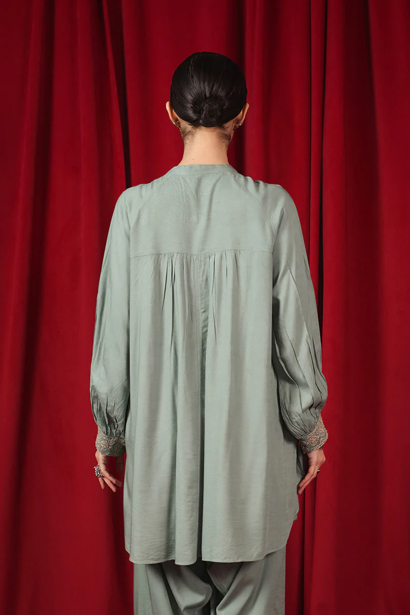 Vintage Grace Elite Kurta - Image 18