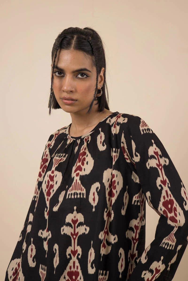 Timeless Weave Kurta - Image 6
