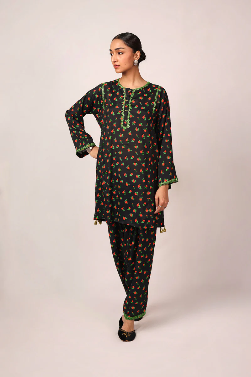 Luxe Timeless Splender Ensemble - Image 7