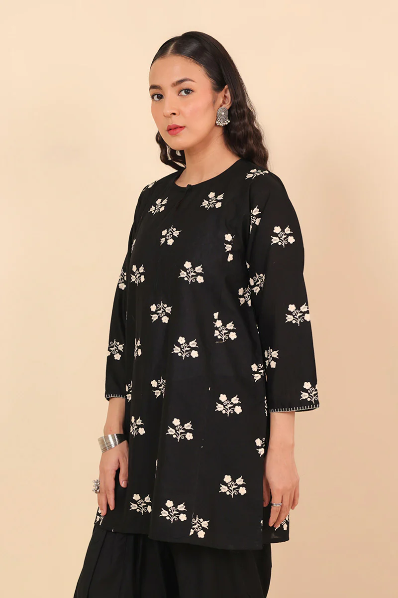 Opus Signature Kurta