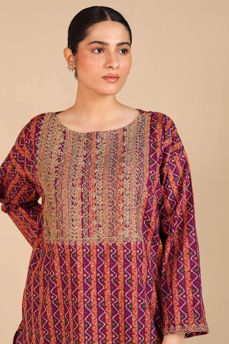 Shyrdak Embroidered Glow Duo - Image 17