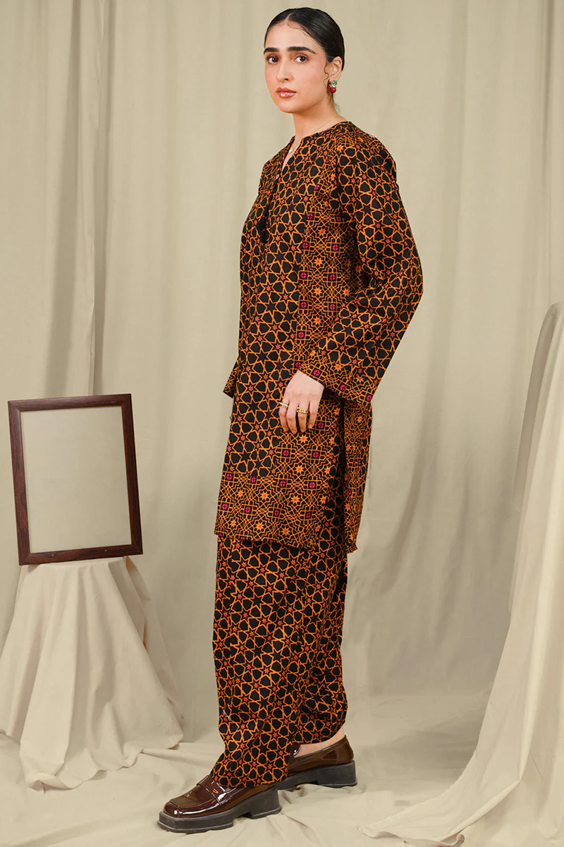 Jaal Tasseled Co-Ord Set - Image 3