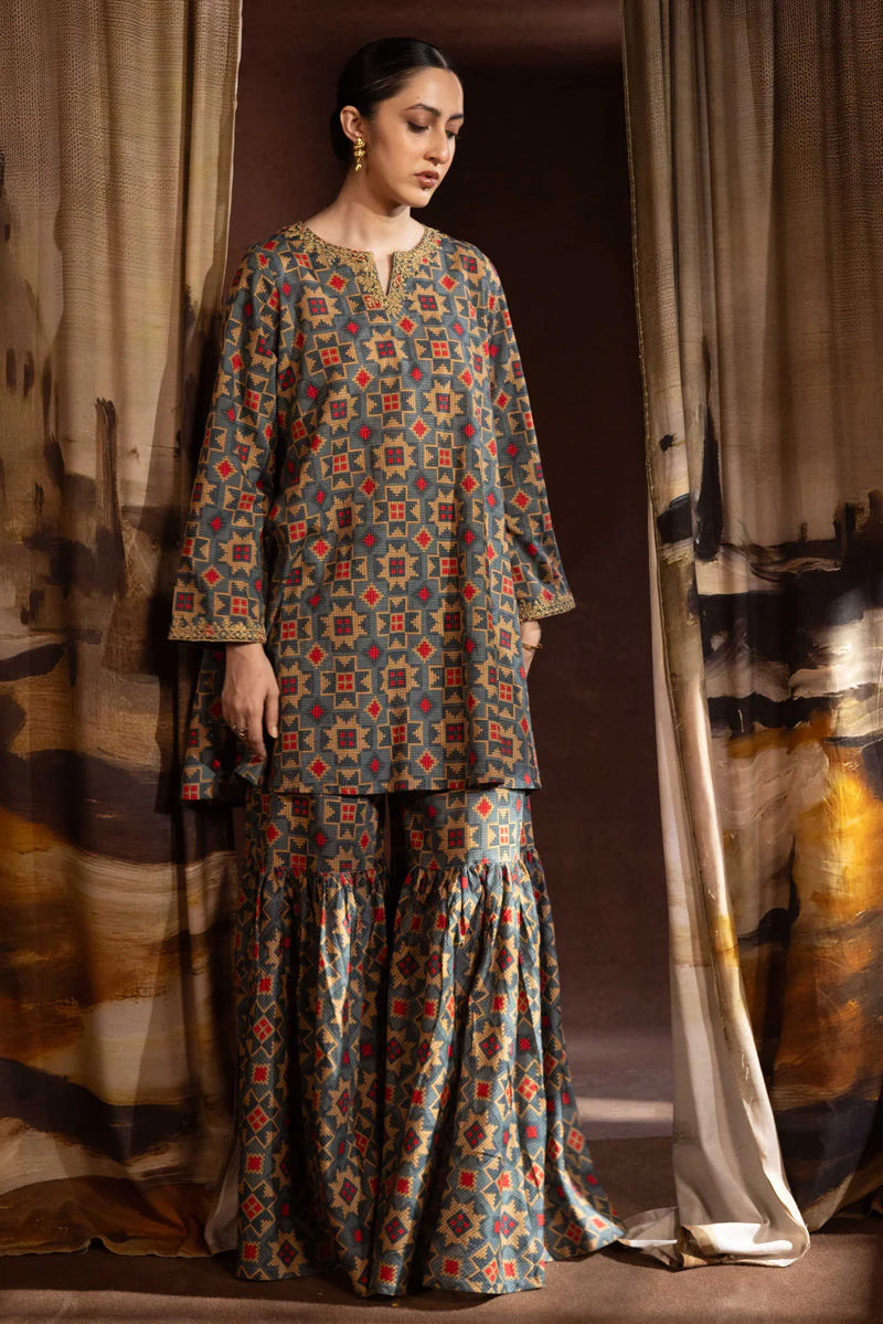 Woven Stories Gharara Set - Image 13