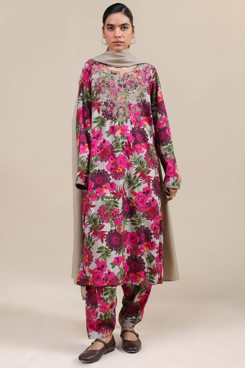 Vibrant Roses Gilded Set - Image 4