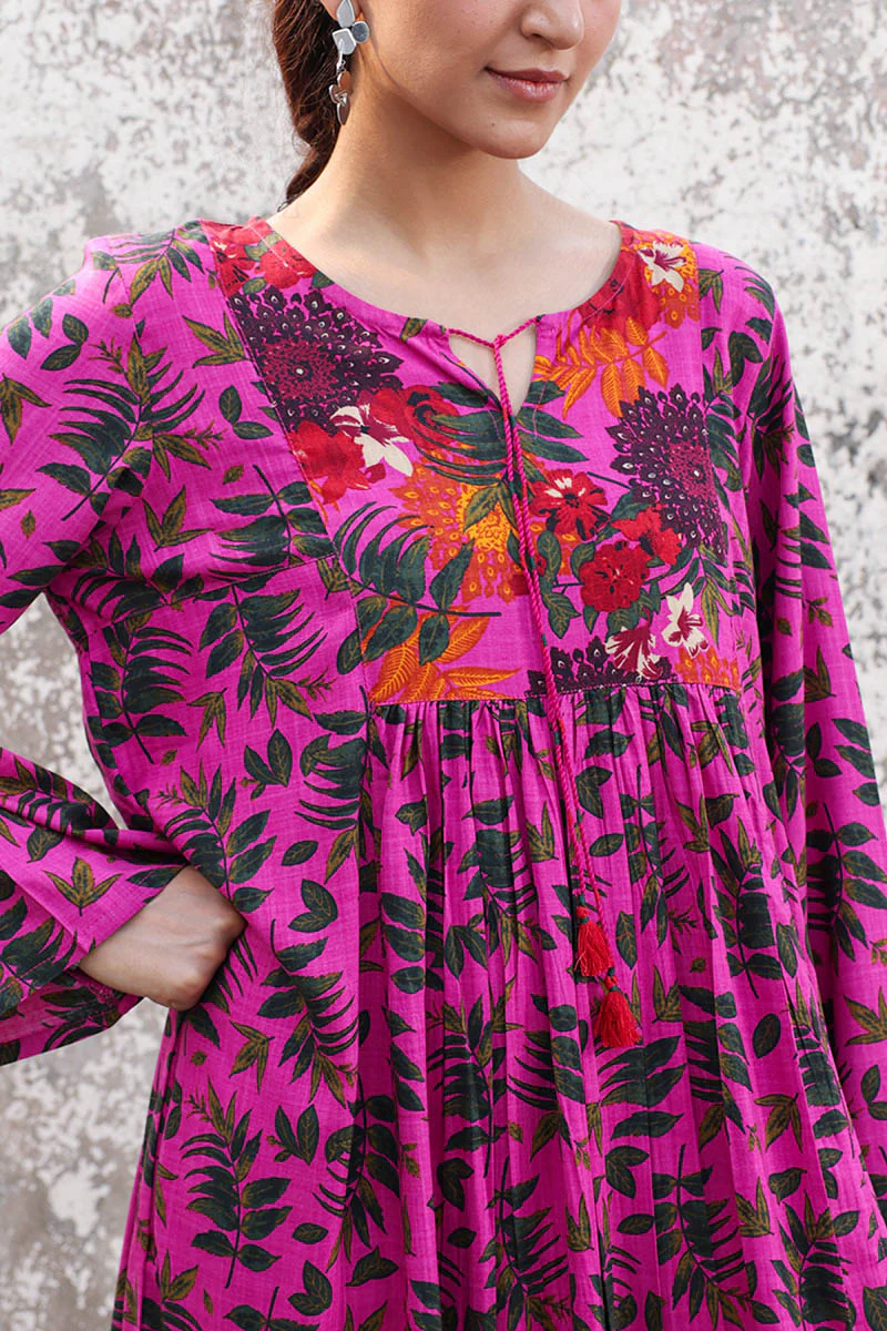 Vibrant Roses Flared Dress - Image 8