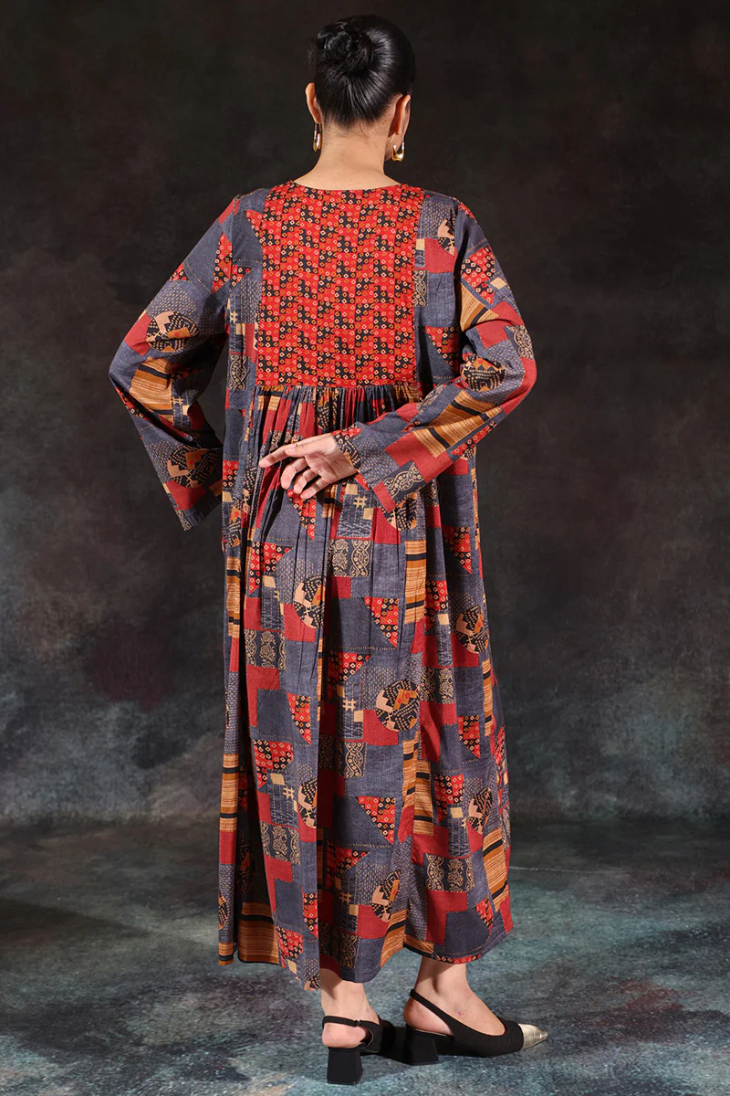 Kantha Kamal Dress - Image 17