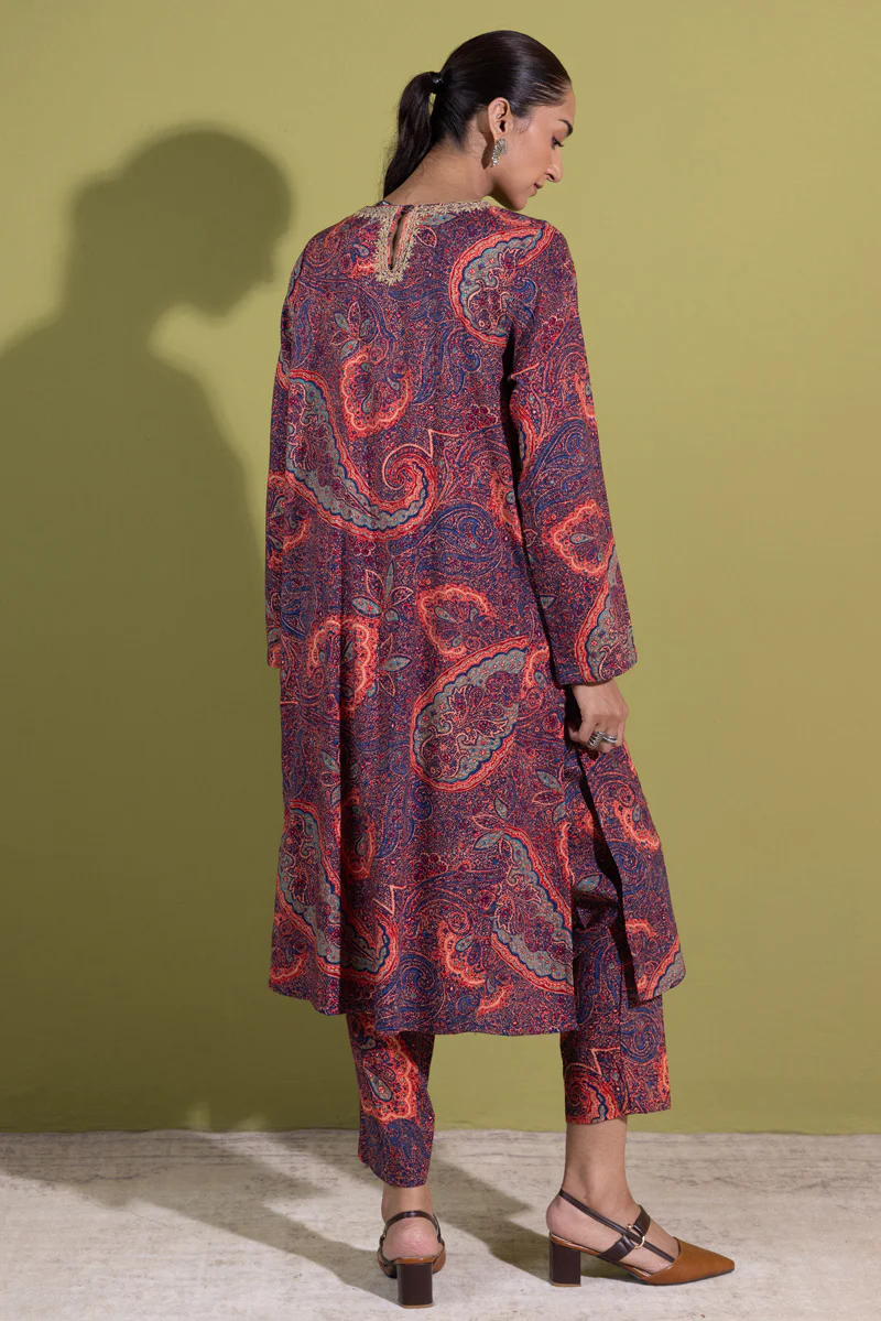 Gilded Jacquard Paisley Set - Image 6