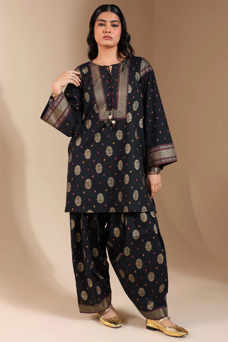 Zeenat Zari Set
